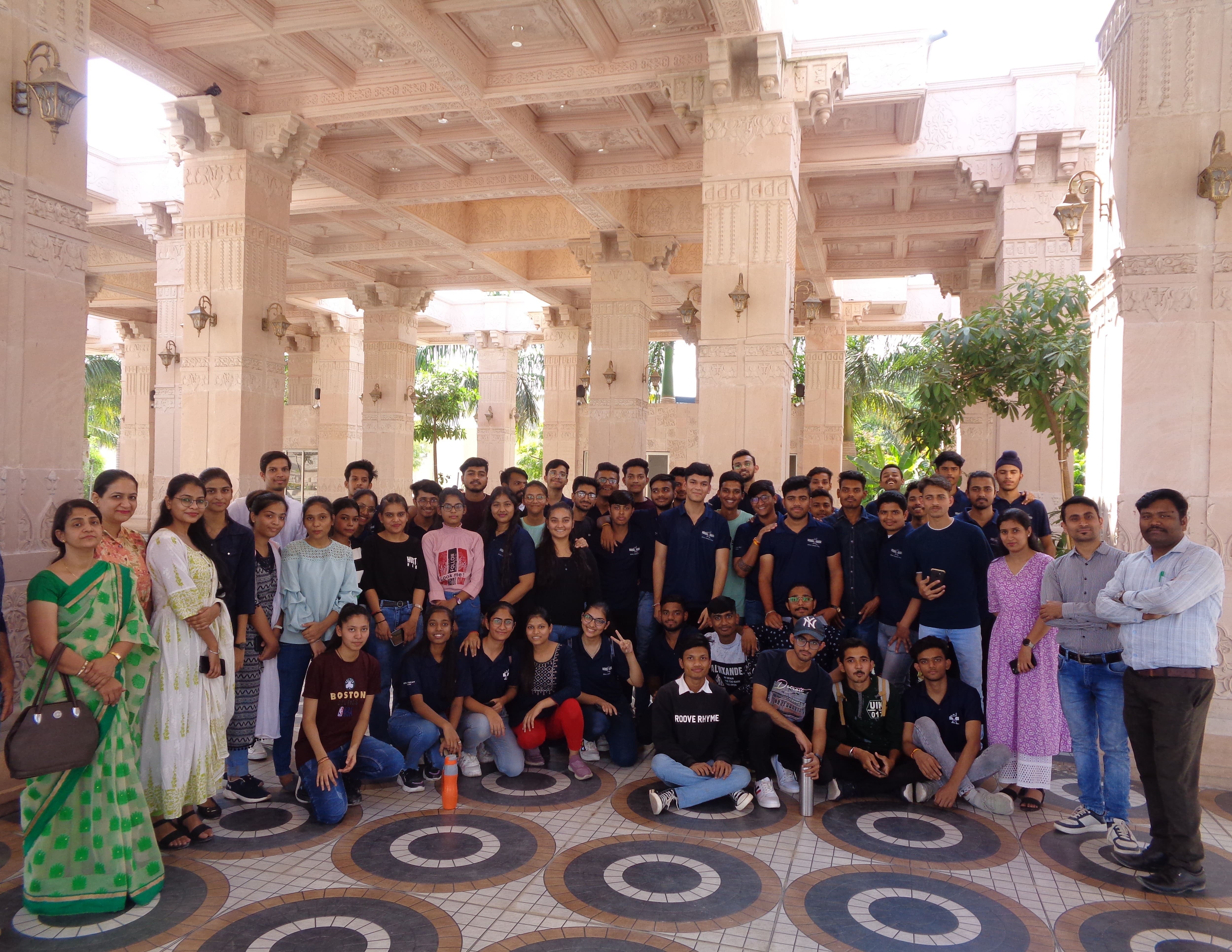 IPS Academy Sanwer College Images photo 15